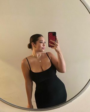 Azalialexi Photo #21