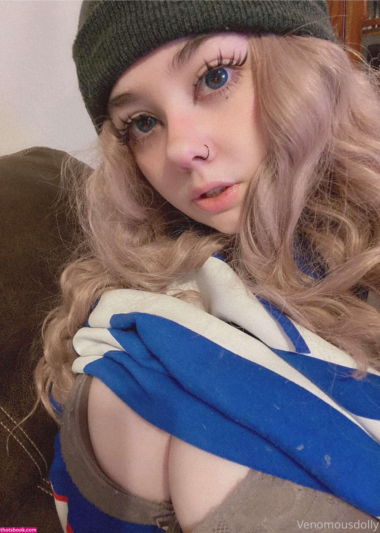 Venomous Dolly Photo #91