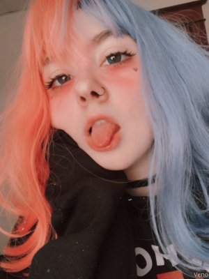 Venomous Dolly Photo #96