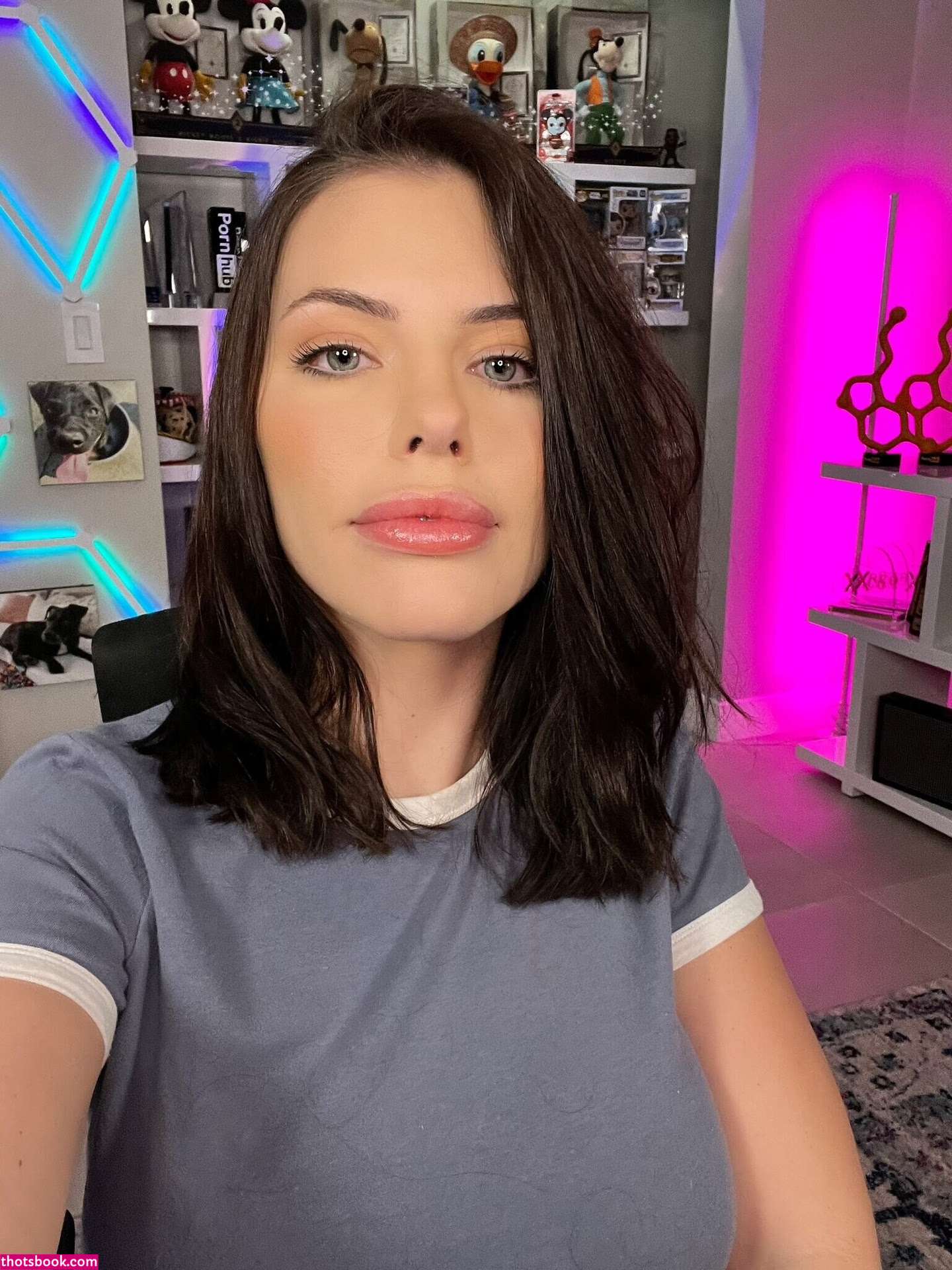 Adriana Chechik Photo #32