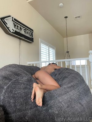 Lizzy Acosta Photo #9