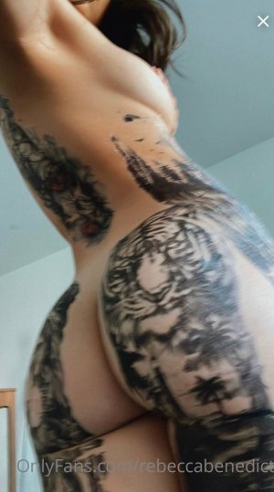 Rebecca Benedict Photo #31