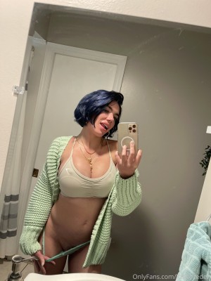 Lizbeth Eden Photo #209