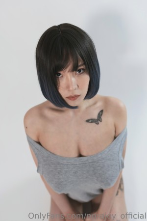 Norajoy Photo #123