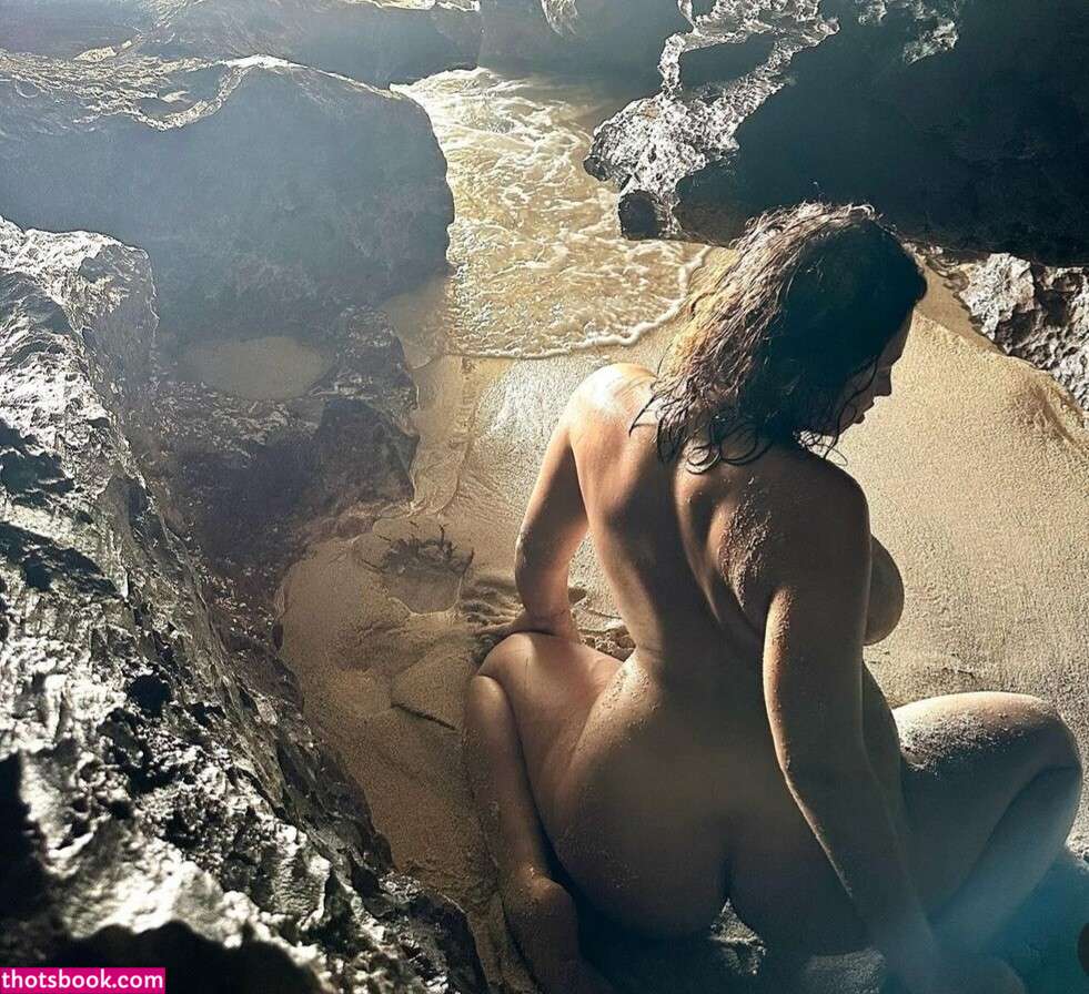 Milada Moore Photo #172