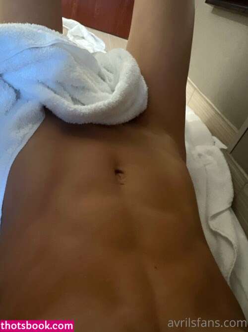 Avril Mathie Photo #37