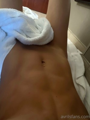 Avril Mathie Photo #37