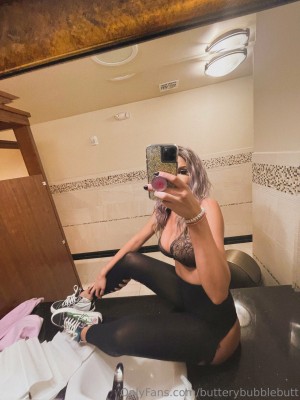 Butterybubblebutt Photo #36