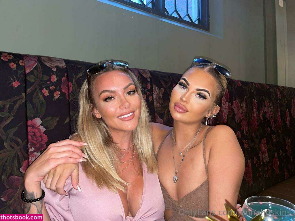 Jenna Hoskins Photo #61