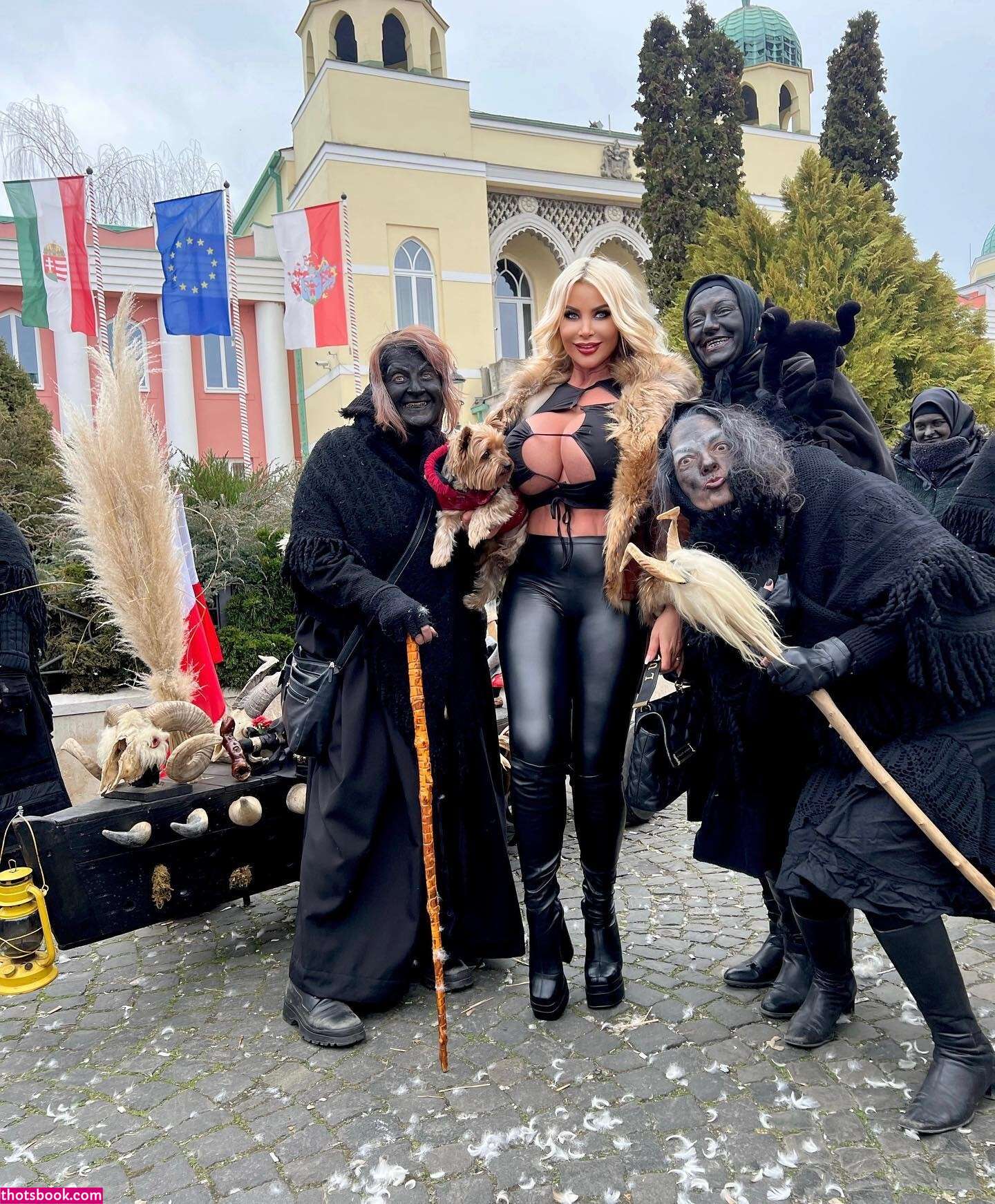 Mandity Izabella Photo #64