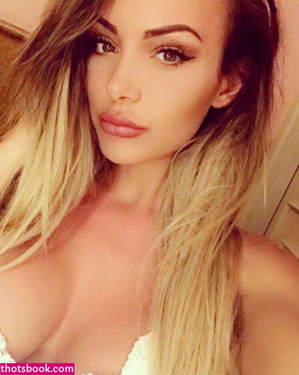 Jenna Hoskins Photo #120