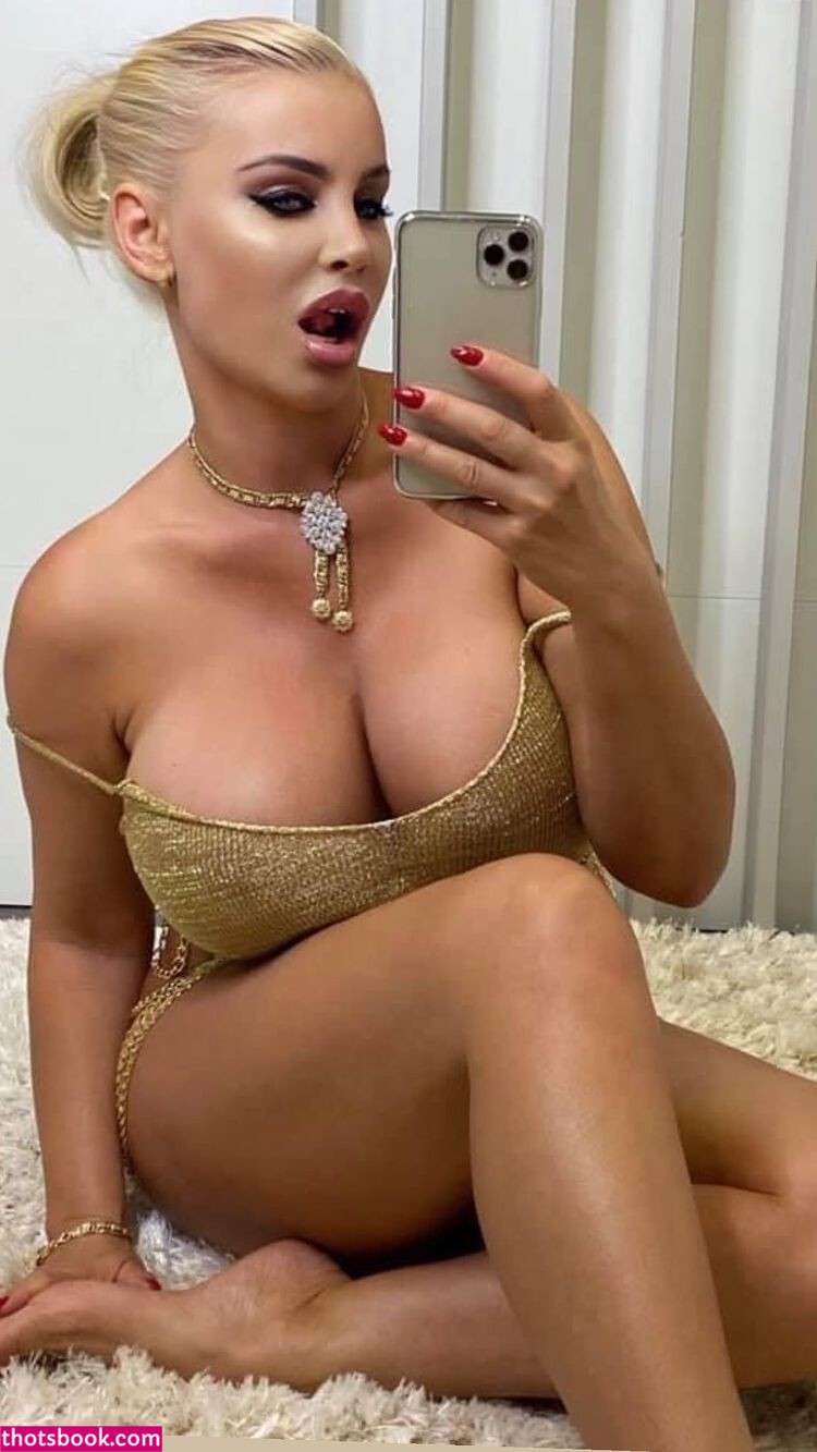 Mandity Izabella Photo #119