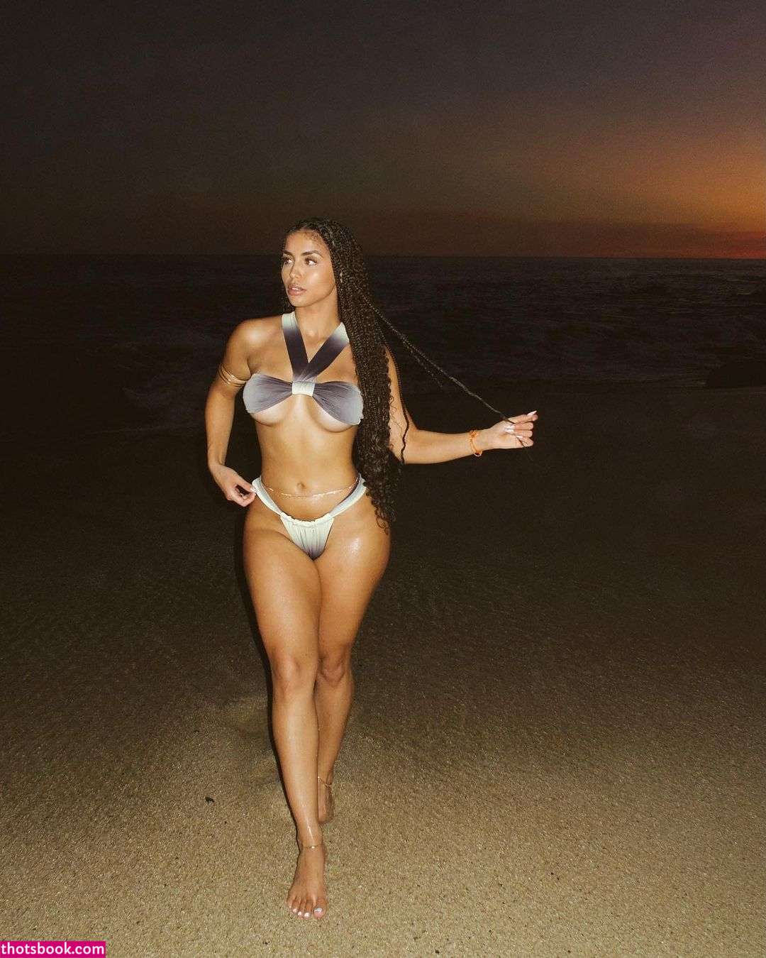 Thalia Matos Photo #108