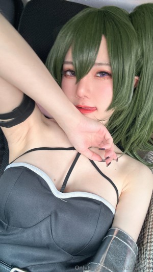 Sally Dorasnow Photo #267