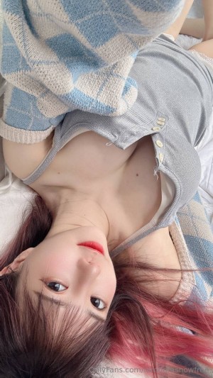 Sally Dorasnow Photo #278