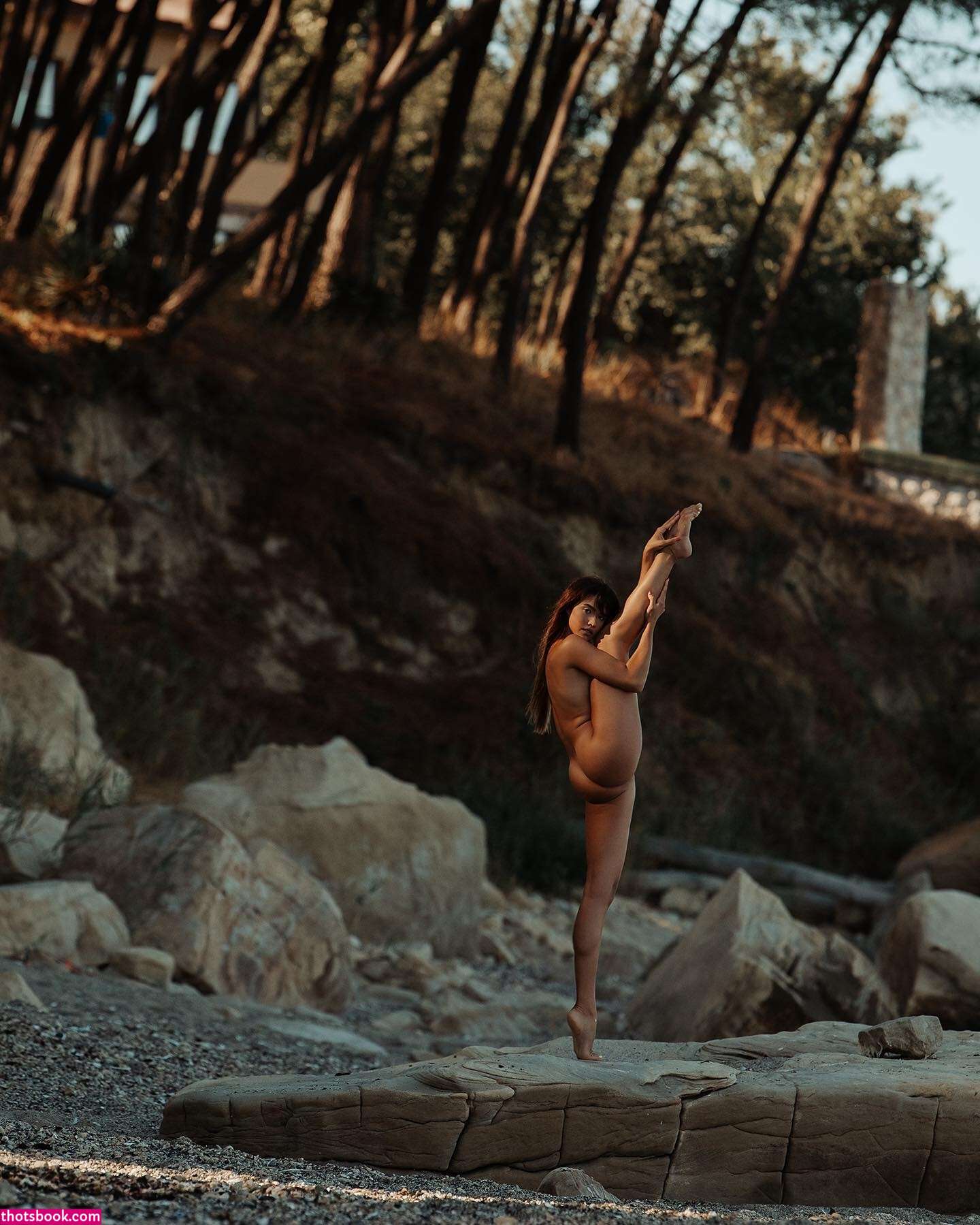 Yoana Nikolova Photo #5