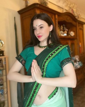 Fiona Allison Photo #117