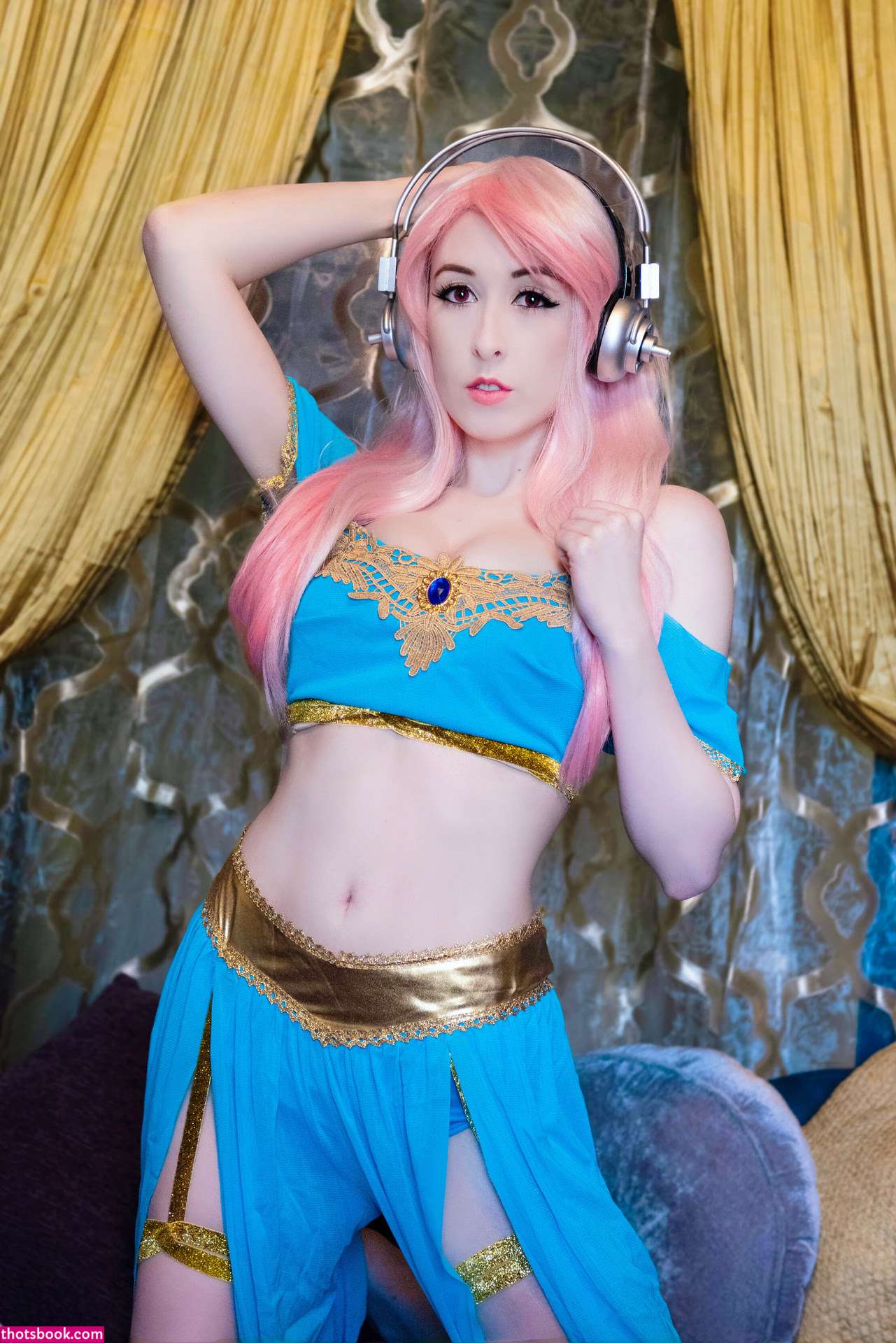 Eroticneko Photo #65