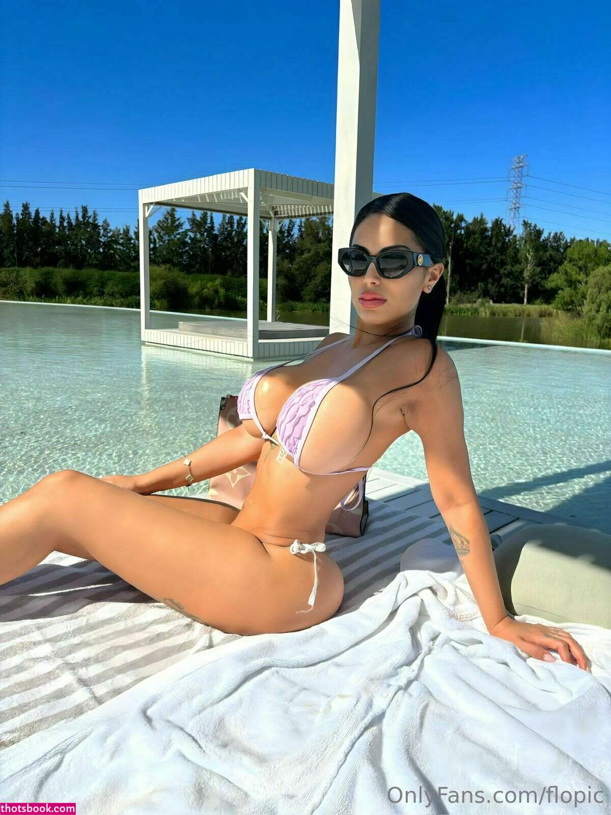 Maria Florencia Photo #27