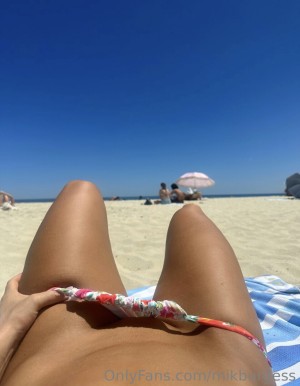 Mikalah Burgess Photo #3