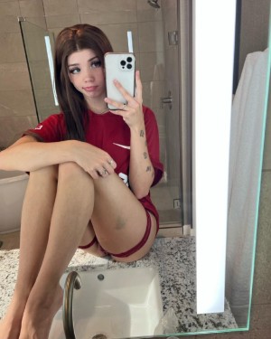 Grinchie Puppiwii Photo #270