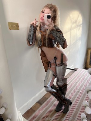 Belle Delphine Photo #7622