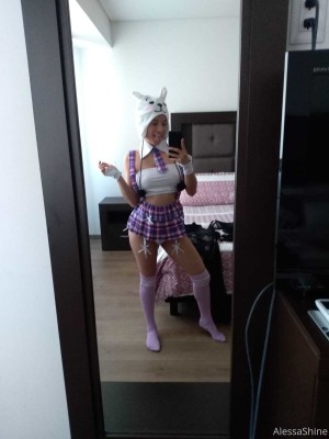 Alessa Shine Photo #55