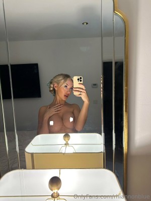 Rhiannon Blue Photo #359