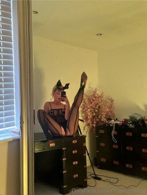 Rhiannon Blue Photo #385