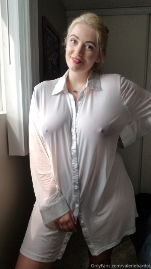 Valerie Bardot Photo #53