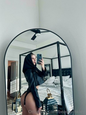 Brennah Black Photo #44