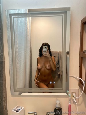 Katie Murch Photo #395