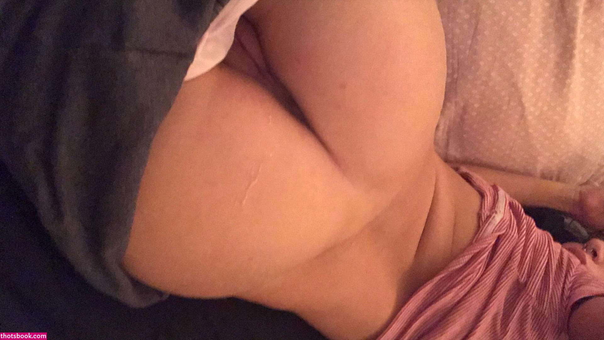 Naomi Woods Photo #114