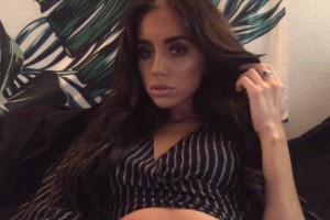 Naomi Woods Photo #119