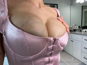 Tianna Gregory Photo #123