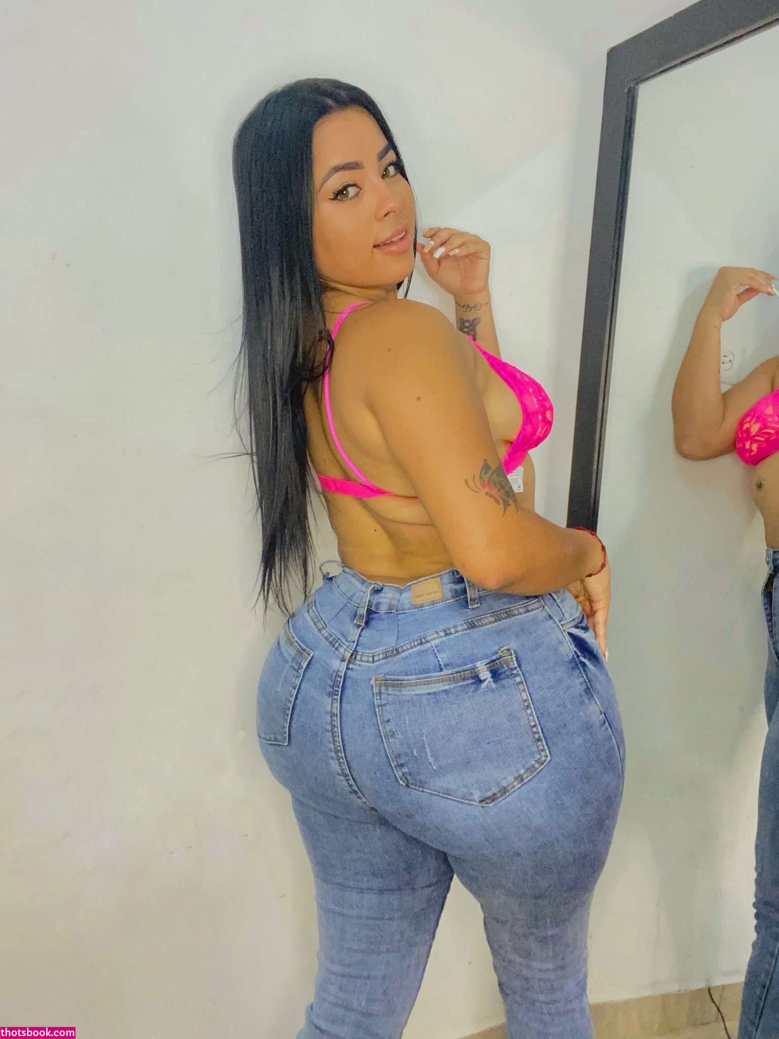 Nasly Solanyi Photo #1