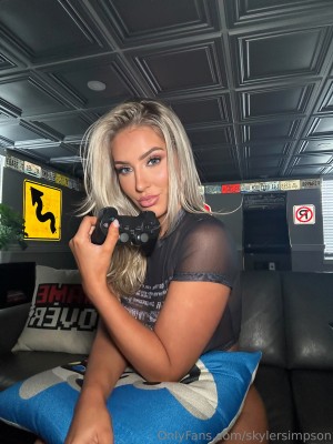 Skylersimpsonn Photo #99