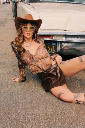 Alysha Nett Photo #123