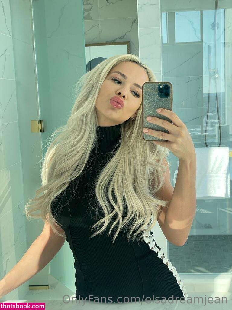 Elsa Jean Photo #544