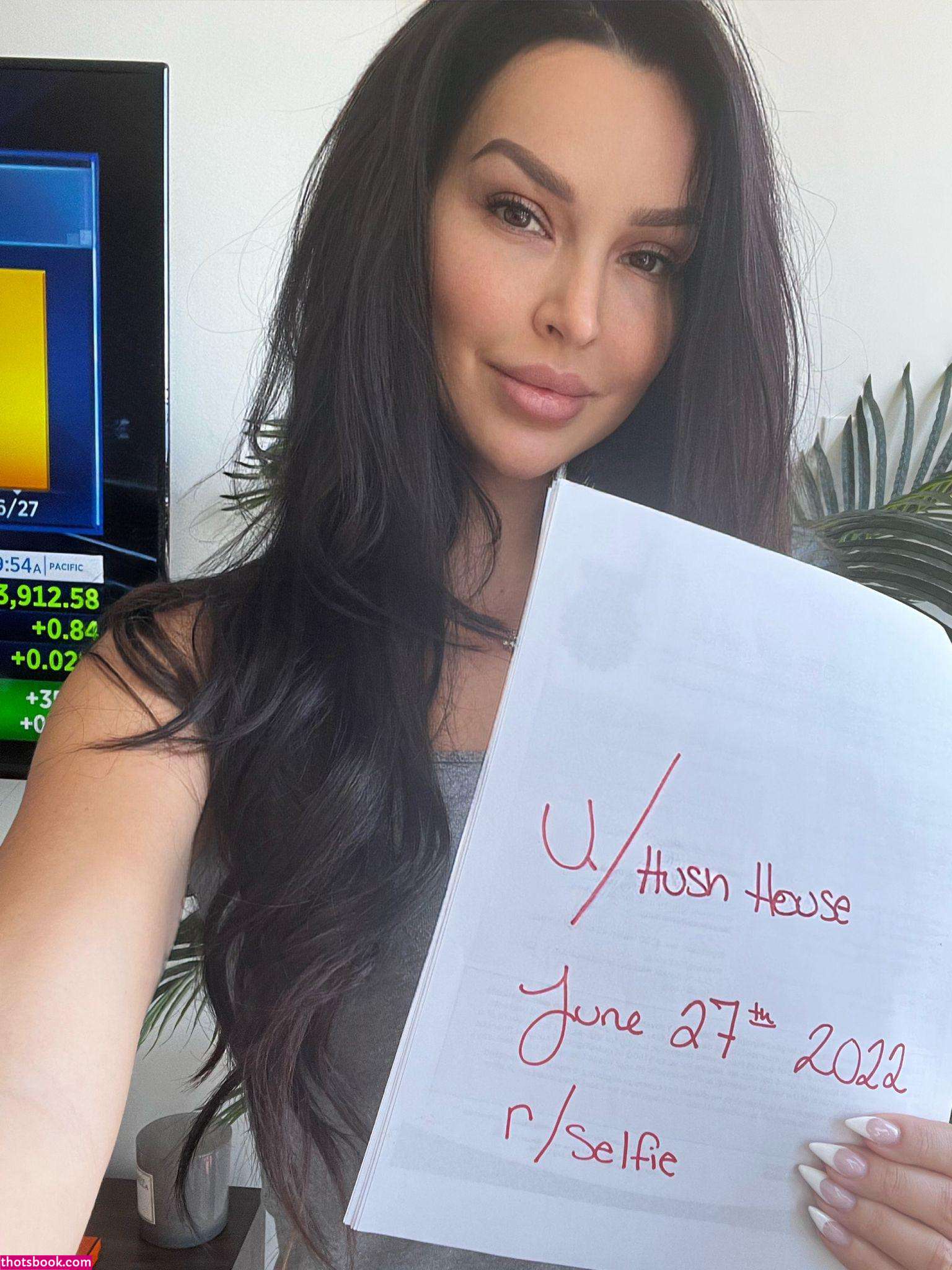 Hustle Ann Photo #23