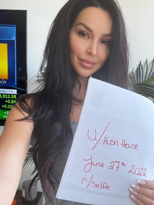 Hustle Ann Photo #23