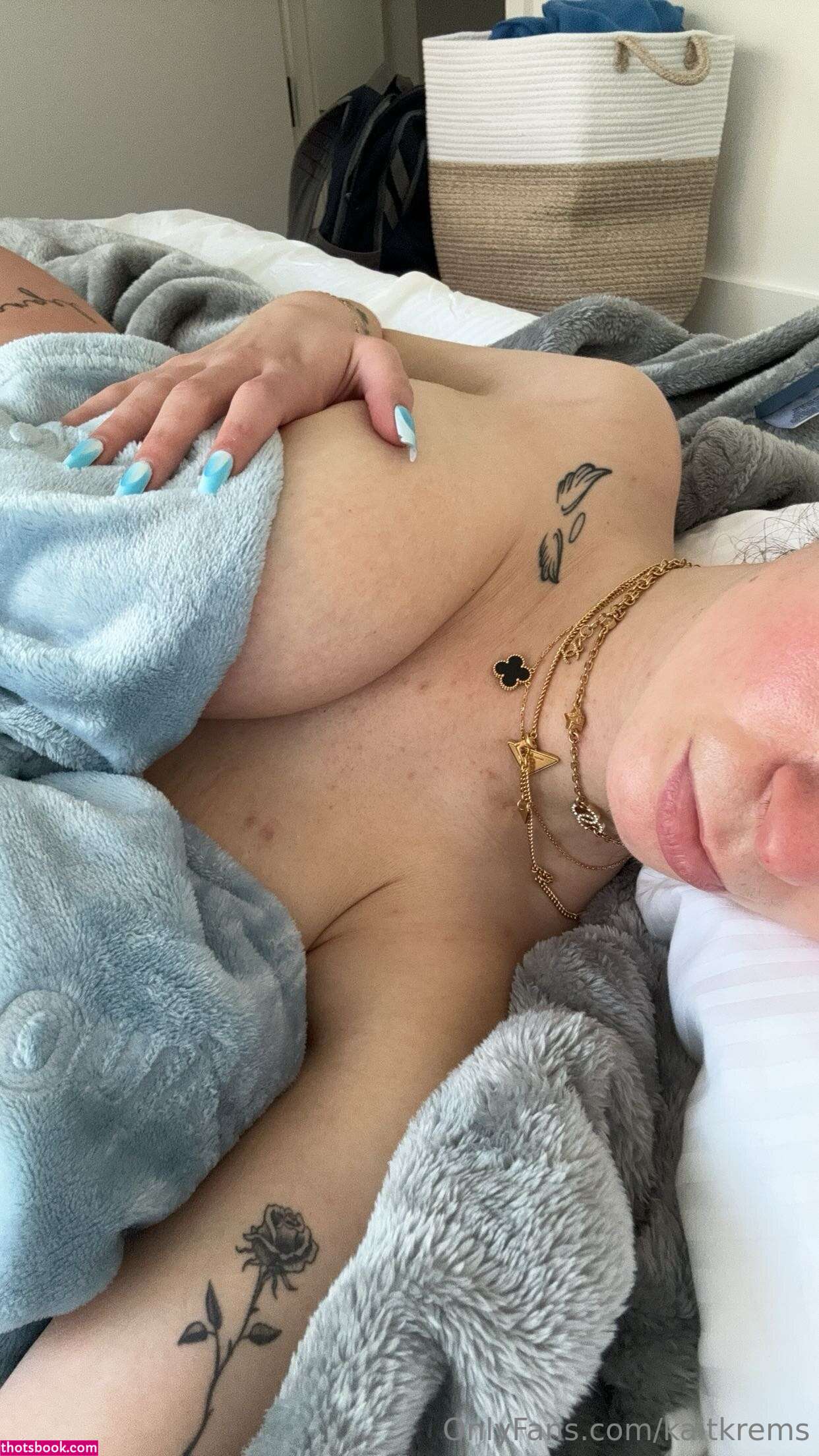 Kaitlyn Krems Photo #295