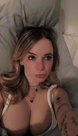 Kaitlyn Krems Post #30