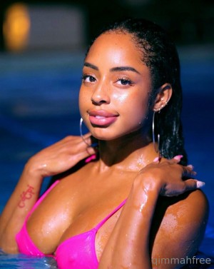 Qimmah Russo Photo #516