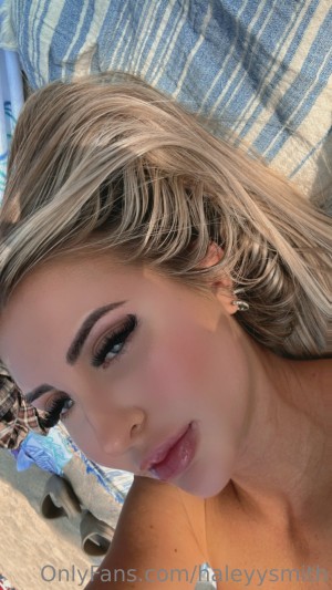 Haleyysmith Photo #123