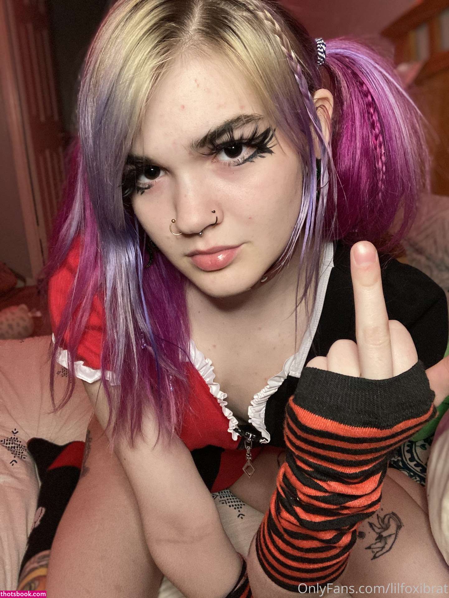 lilfoxibrat Photo #117