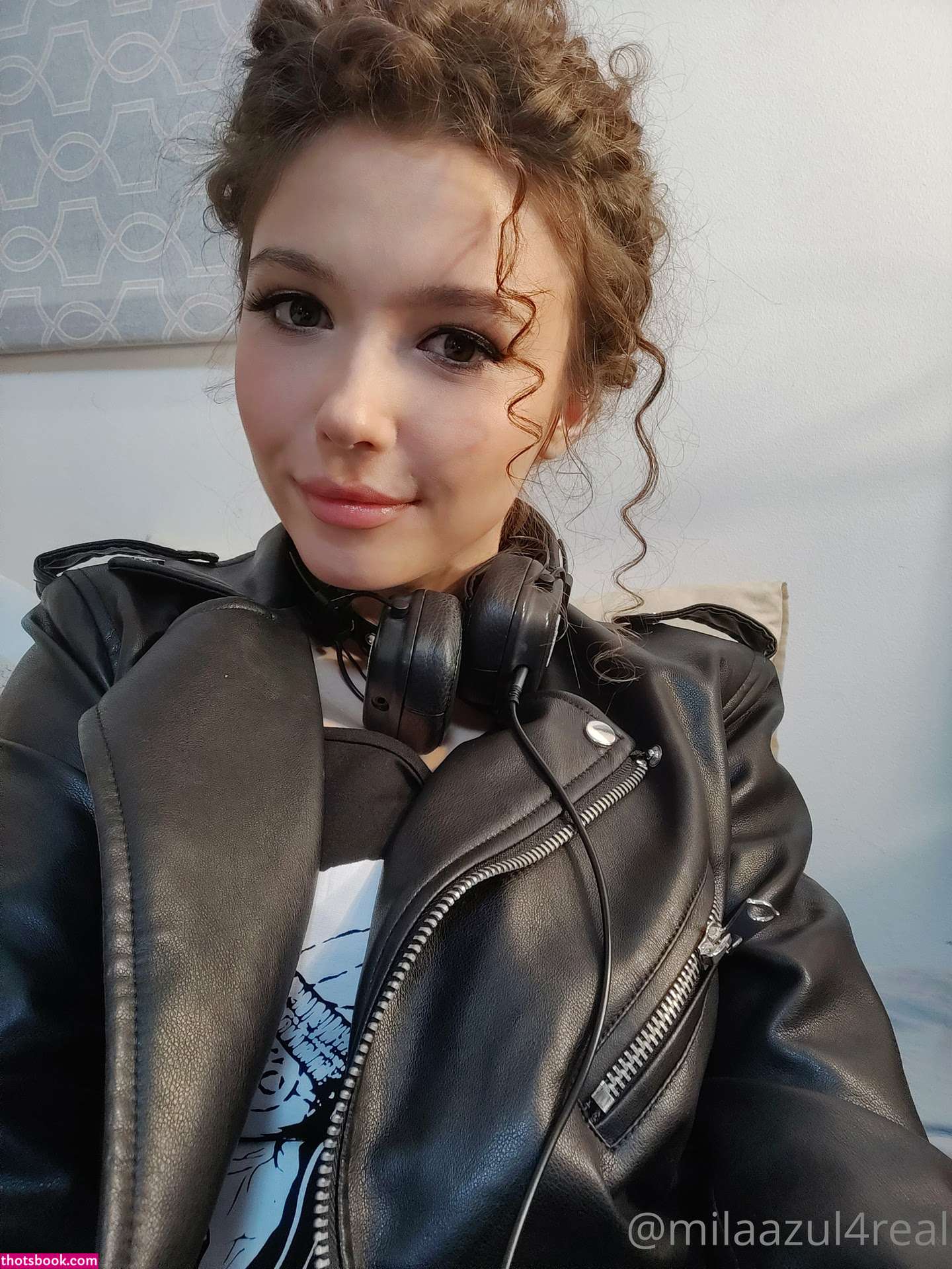 Mila Azul Photo #1160