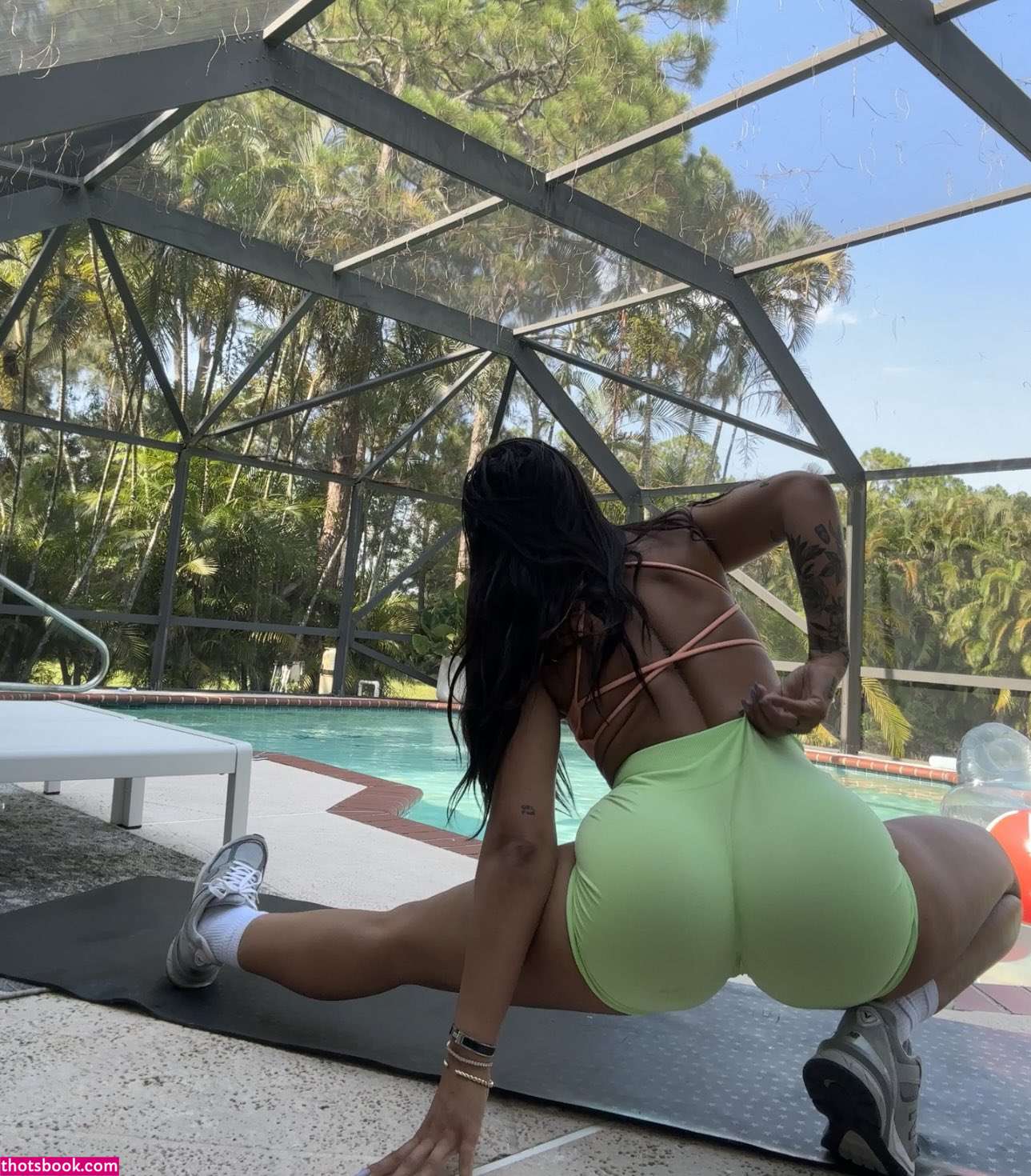 Emily Rinaudo Photo #245