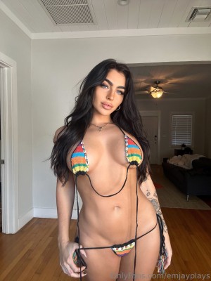 Emily Rinaudo Photo #248