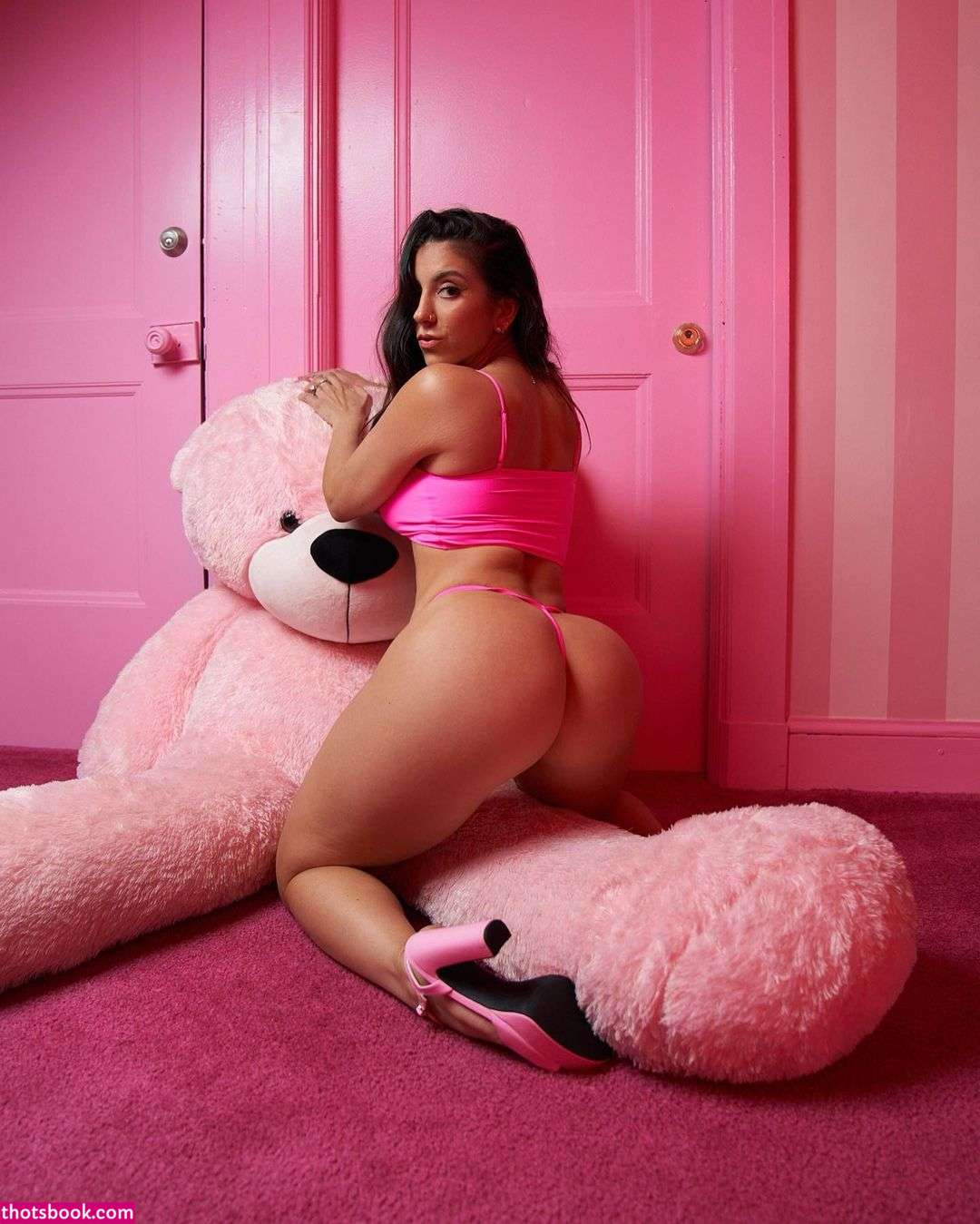 Lena Nersesian Photo #127